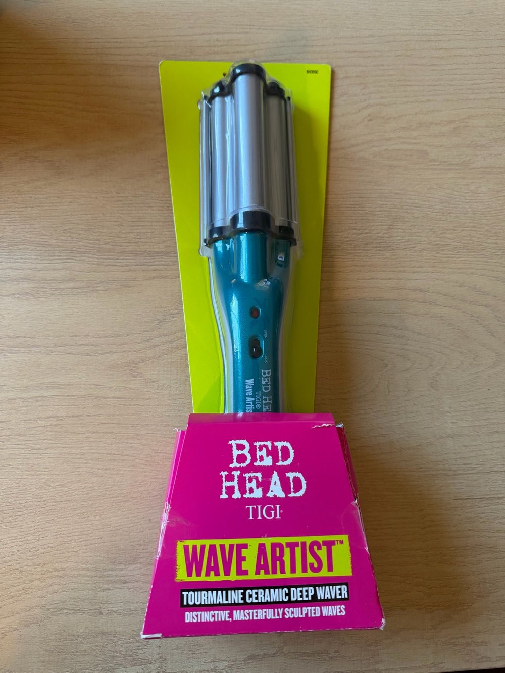 TIGI Bed Head Wave Artist Deep Waver — Teal and Hot Pink